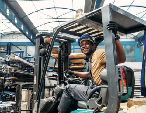 Stocksy_txp194120f2jAq300_OriginalDelivery_2650821_RGB